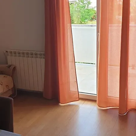 Anka Andreskic * Lopar