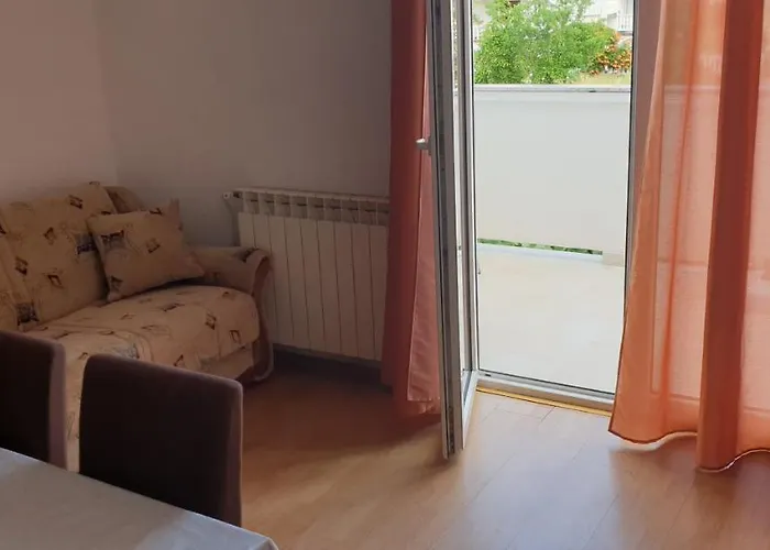 Anka Andreskic * Лопар