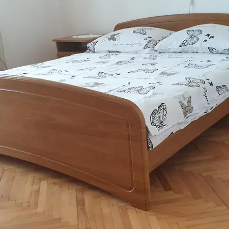 Anka Andreskic Apartment