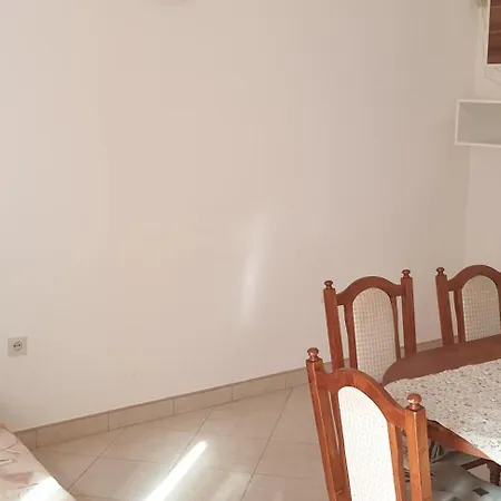 Anka Andreskic Lopar